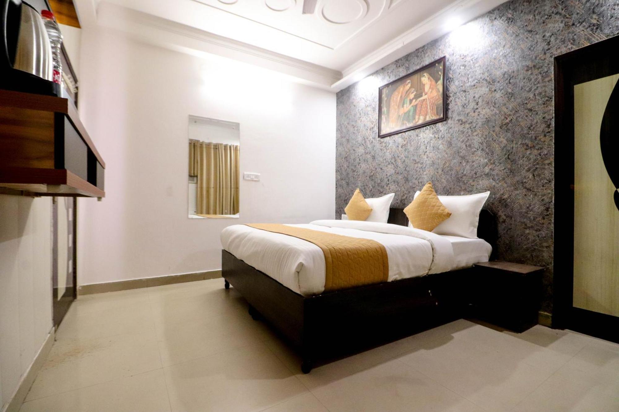 Hotel Stay Villa Delhi Airport Új-Delhi Kültér fotó