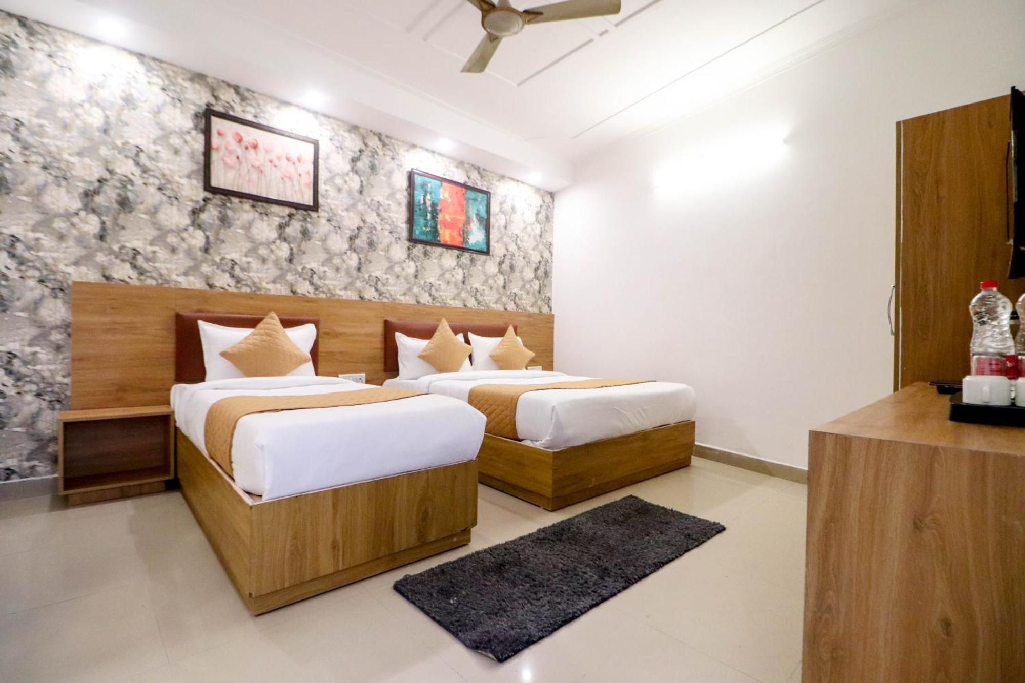 Hotel Stay Villa Delhi Airport Új-Delhi Kültér fotó