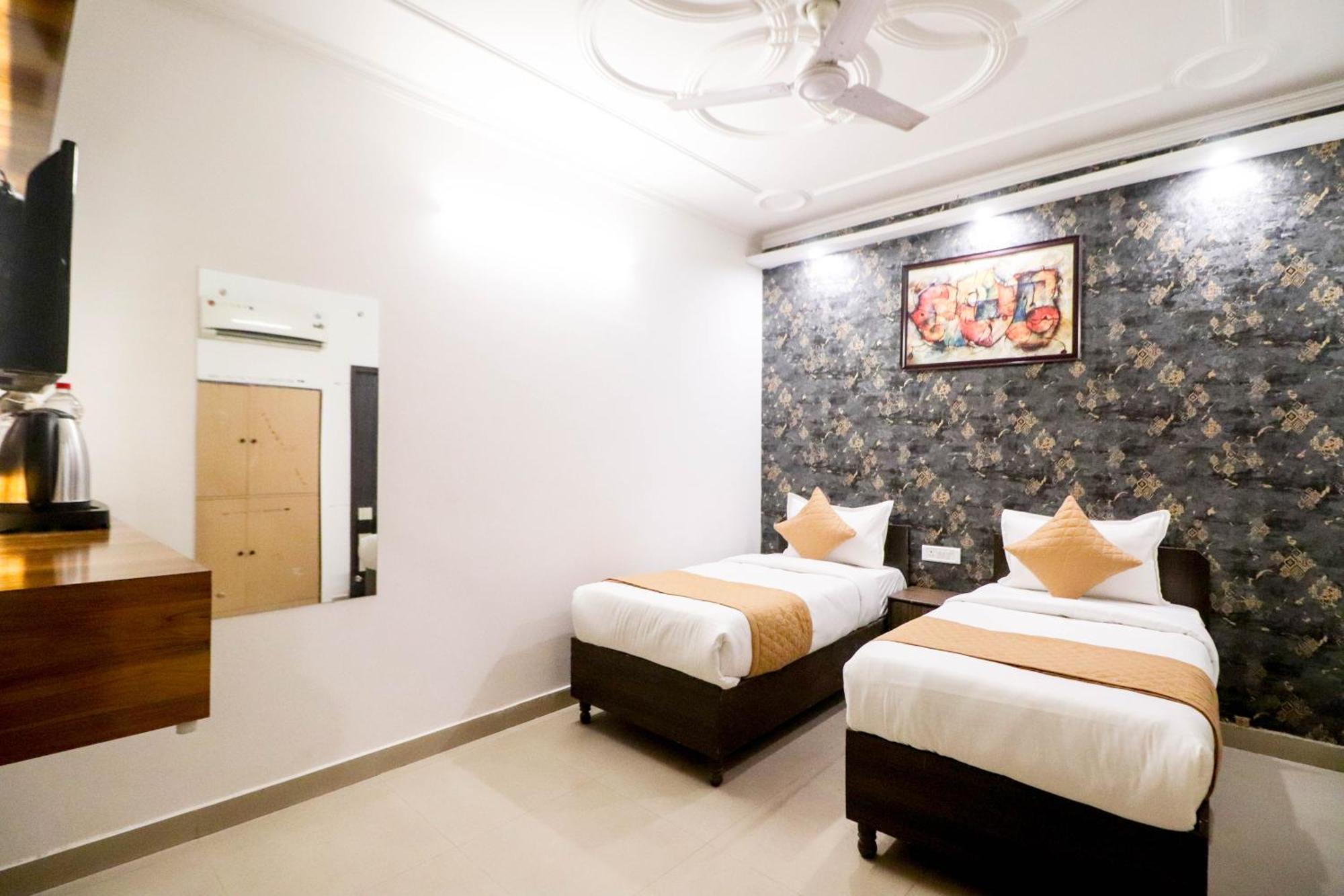 Hotel Stay Villa Delhi Airport Új-Delhi Kültér fotó